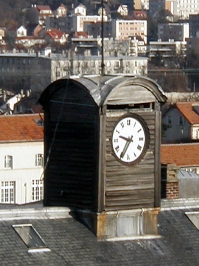 L'ancien campanile dans l'ancienne mairie devenue château seigneurial de Villemomble