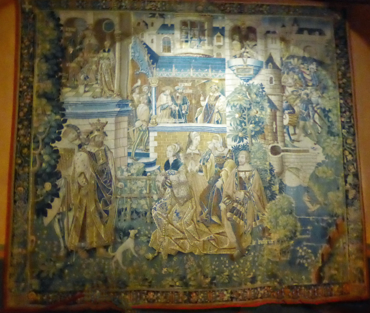 L'intérieur du château, musée national de la Renaissance: tapisserie - Écouen