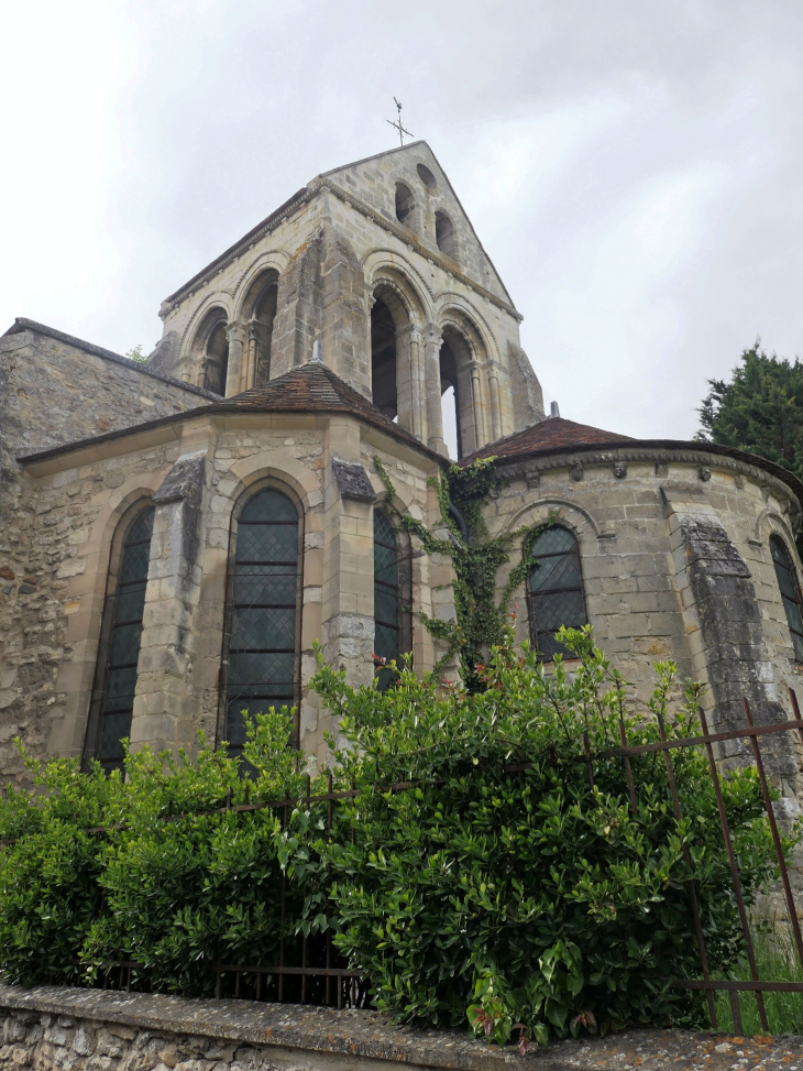 L'église romane Saint Etienne - Fosses
