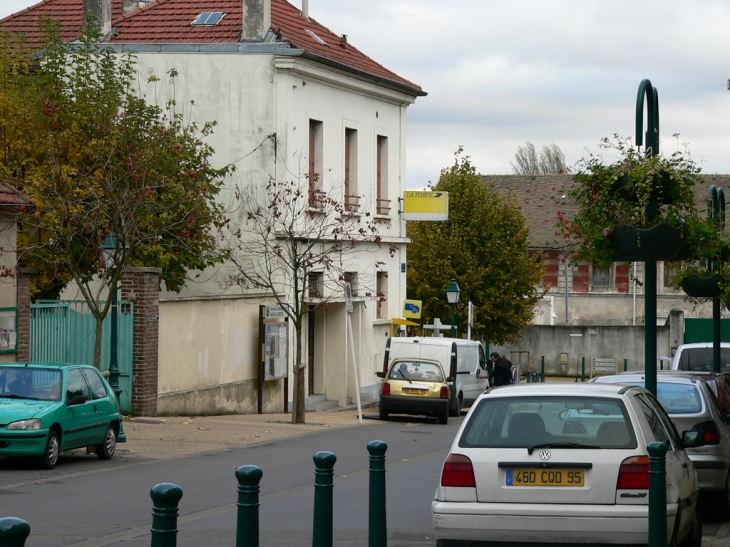 Vieux pays: La poste de la rue de Verdun - Garges-lès-Gonesse