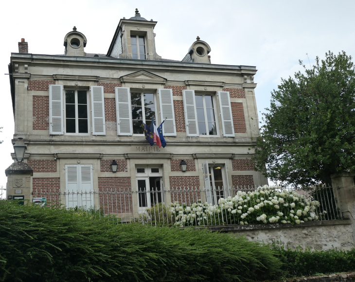 La mairie - Wy-dit-Joli-Village