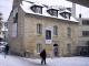 Photo suivante de Gentilly La maison Doisneau avec ses expositions fixes et temporaires un jour de neige.