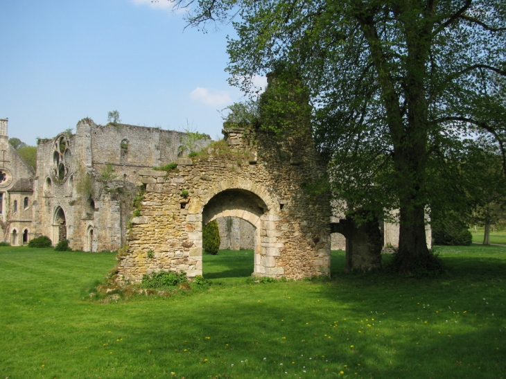Abbaye des Vaux de Cernay - Cernay-la-Ville