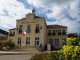 La mairie du Mesnil-le-Roi