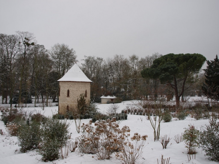 Parc de la vallée sous la neige - Mantes-la-Ville
