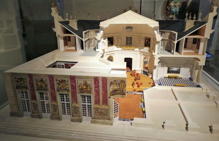 Le Musée du Domaine Royal :la maquette du château - Marly-le-Roi
