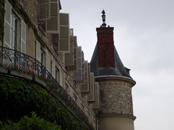 Haut de facade du Château - Rambouillet