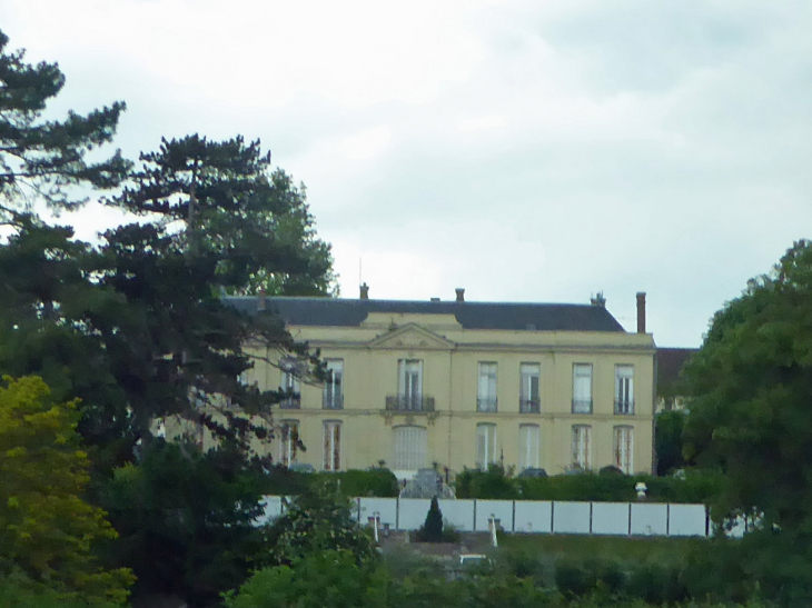 Le château - Vernouillet