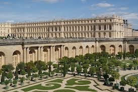  - Versailles