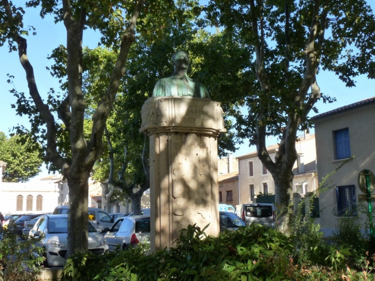 Hommage - Lézignan-Corbières