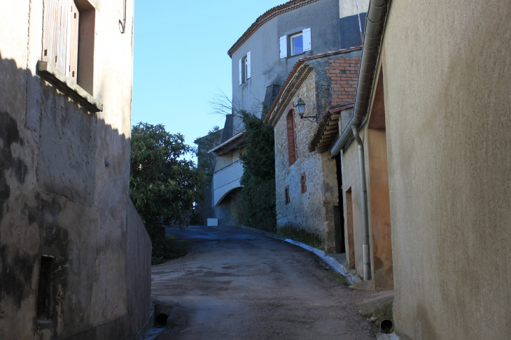 Rue de l'église - Malras