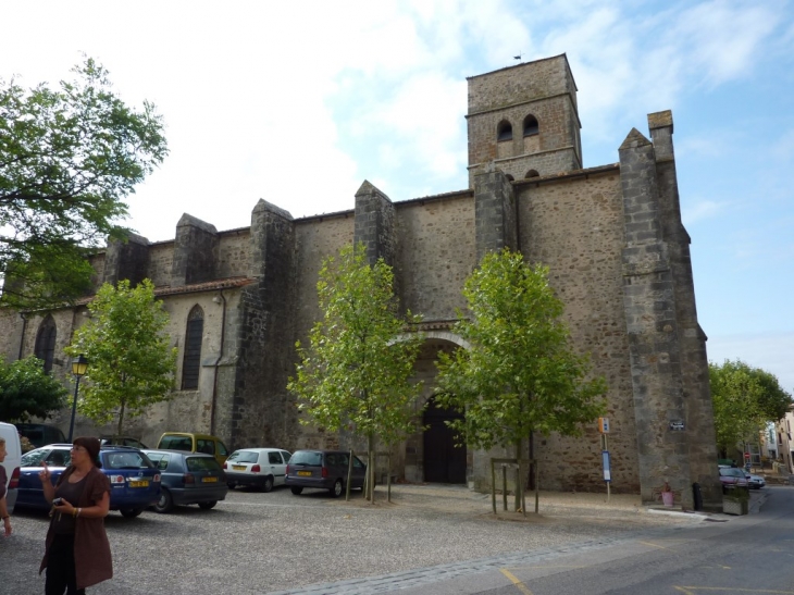 Montolieu - Eglise St André