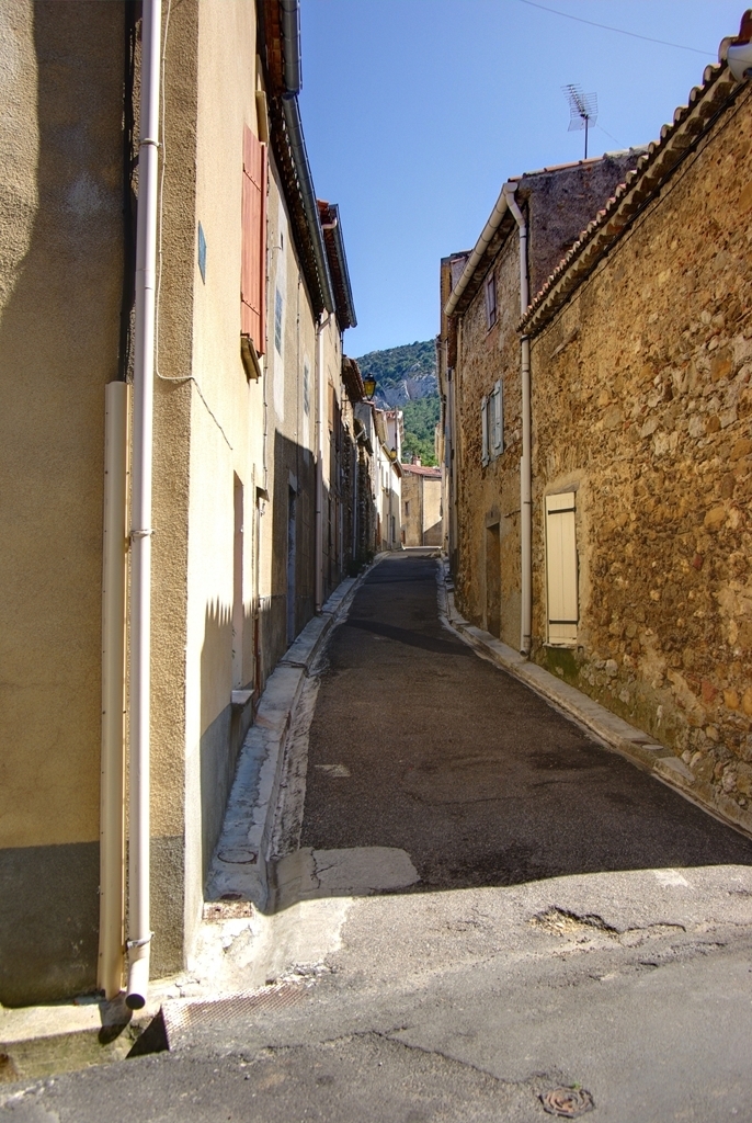 Rue Blanche de Castille - Rouffiac-des-Corbières