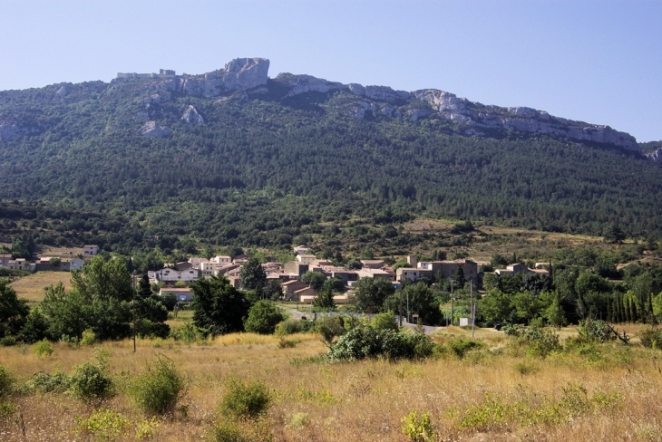 Vue de Rouffiac de la route de Montgaillard JMK - Rouffiac-des-Corbières