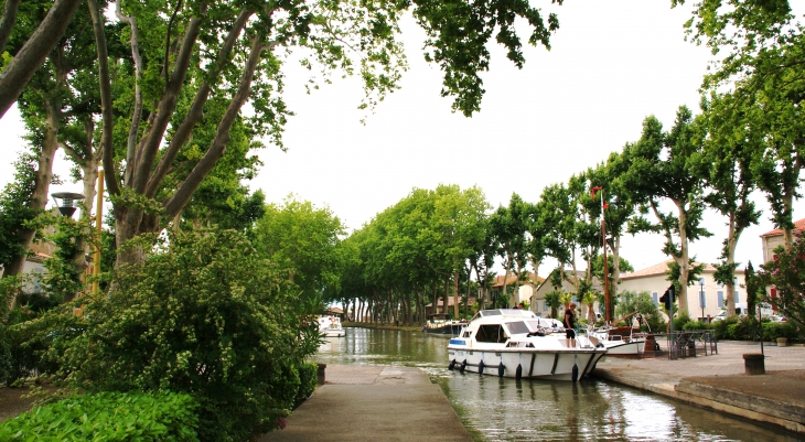 Canal de Jonction relie le Canal de la Robine au Canal du Midi - Sallèles-d'Aude