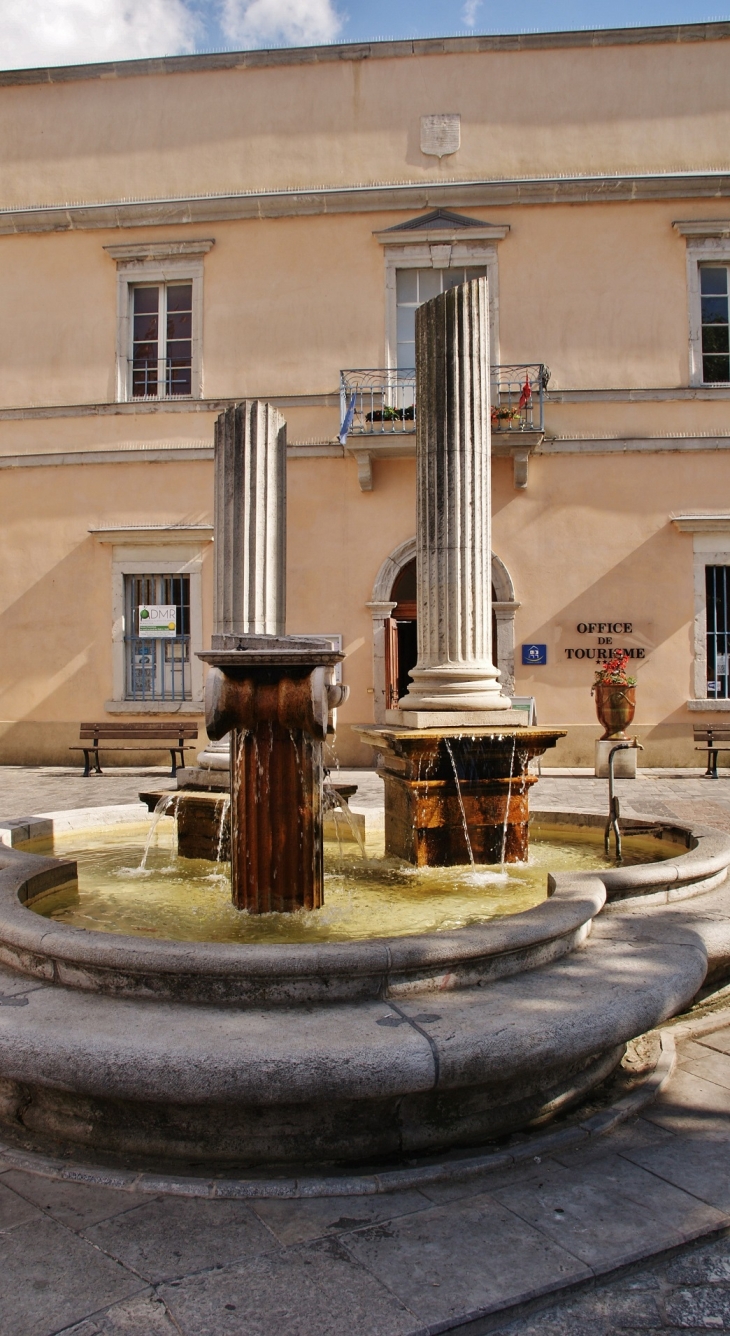 Fontaine de l'Office-du-Tourisme - Anduze