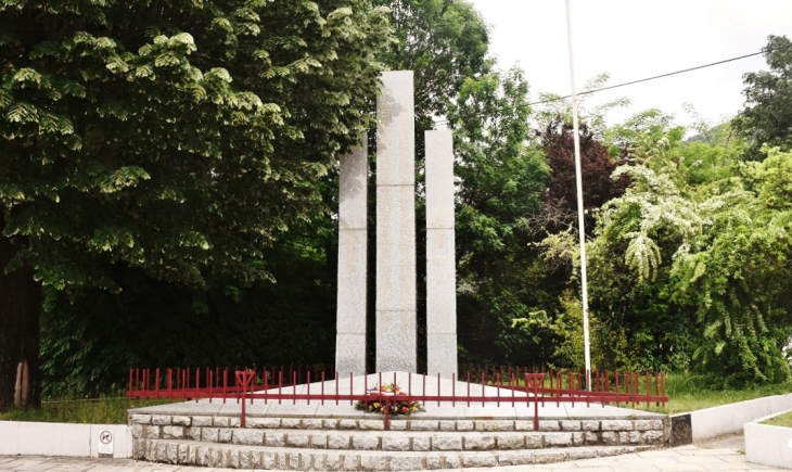 Monument-aux-Morts - Bessèges