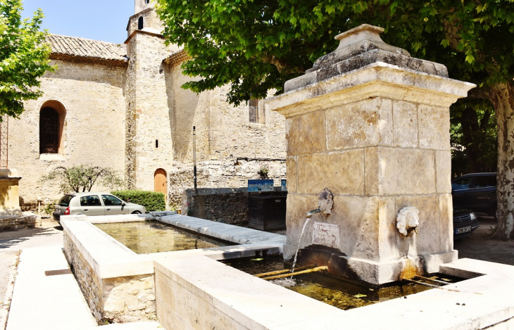 Fontaine et Lavoir - Carsan