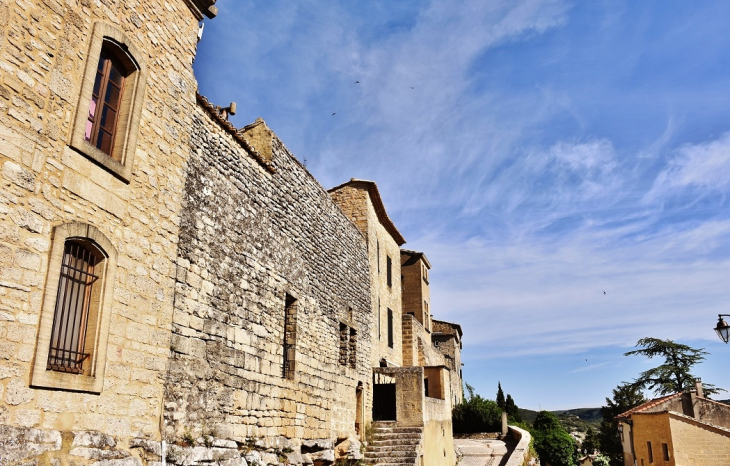 La Commune - Castillon-du-Gard