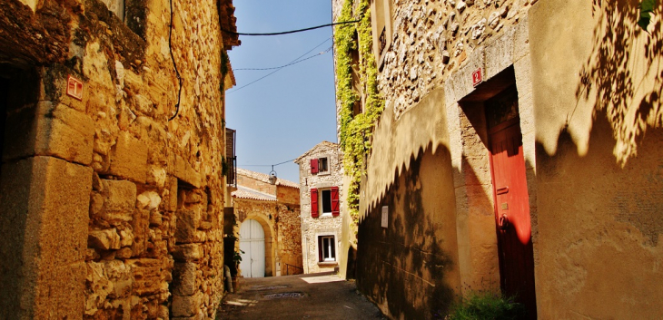 La Commune - Estézargues