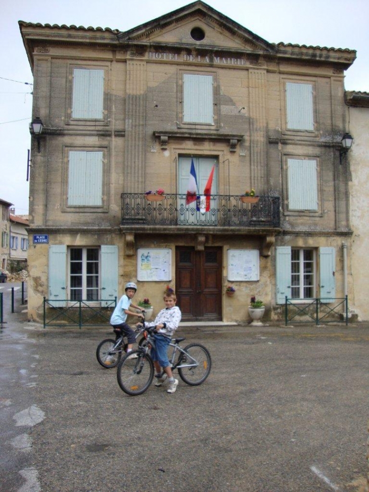 Lirac (30126) la mairie