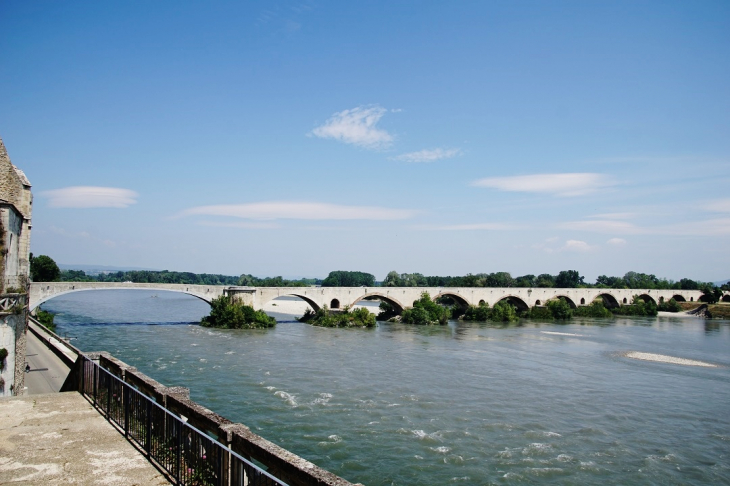 Pont sur L'Ardèche  - Pont-Saint-Esprit
