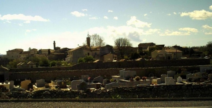 Une vue du village - Quissac