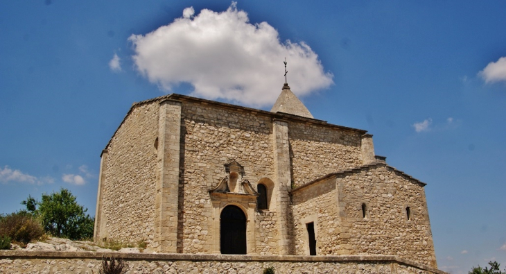 Castellas Chapelle du 11 Em Siecle - Rochefort-du-Gard