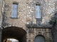 Photo suivante de Saint-Victor-la-Coste l'entrée du castelas