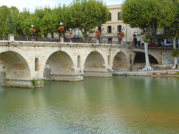 Photo à Sommières (30250) Sommières, 188966