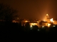 Photo suivante de Théziers vue de l'arrière du village la nuit