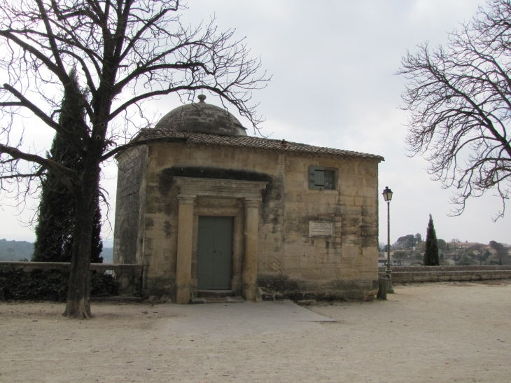 Petite maison construite sur une ancienne tour (à côté de la Tour Fenestrelle ), Jean Racine y a séjourné en 1661-1662 - Uzès