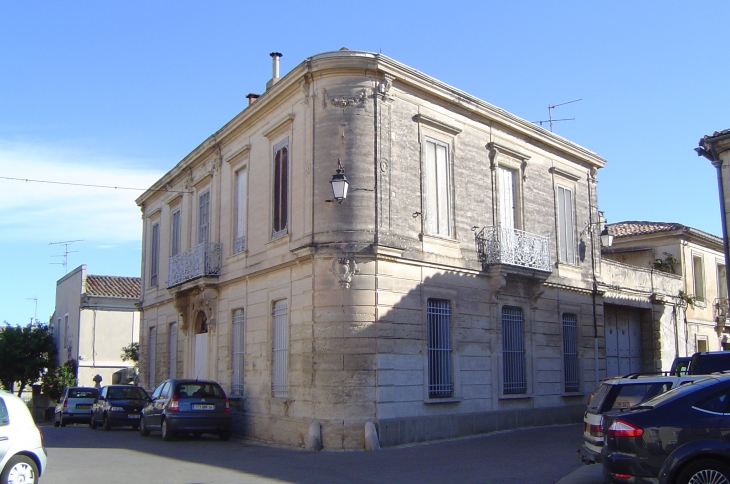 Maison ancienne - Saint-Geniès-des-Mourgues