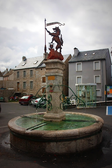 Fontaine d'Aumont Aubrac - Aumont-Aubrac