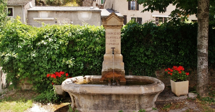 La Fontaine - Fraissinet-de-Fourques