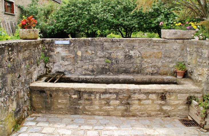 Fontaine - Les Salelles