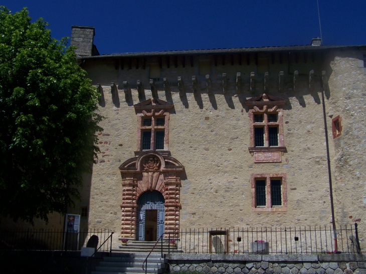 Le château - Saint-Alban-sur-Limagnole