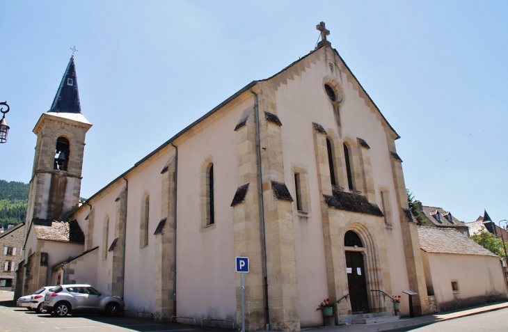 <<église Saint-Etienne - Saint-Étienne-du-Valdonnez