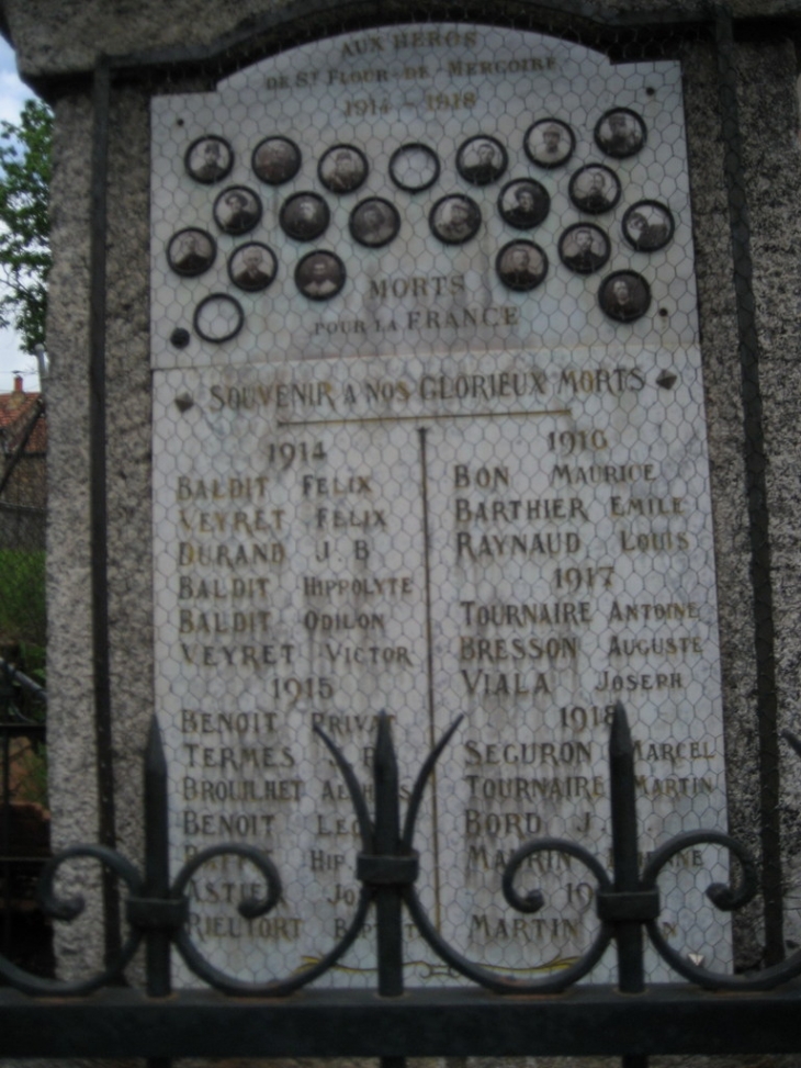 Détail monument aux morts, très émouvant - Saint-Flour-de-Mercoire