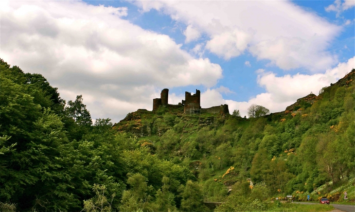 Le château du Tournel - Saint-Julien-du-Tournel