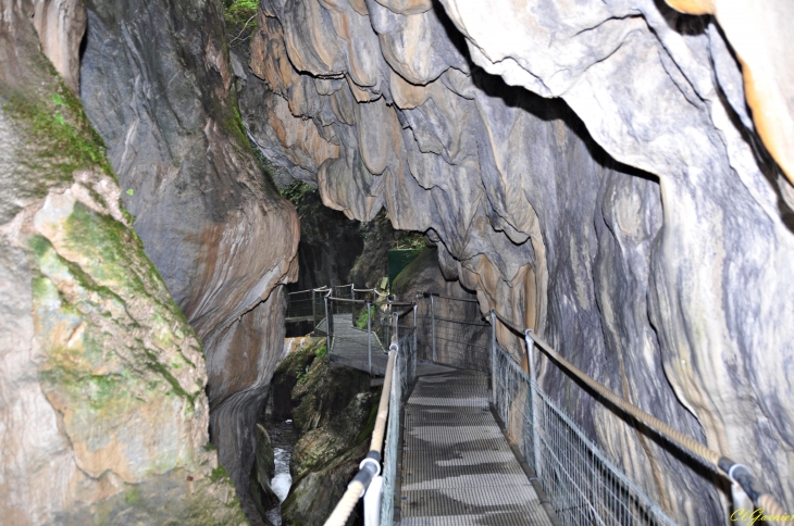 Grotte-des-trabucayres-stalagtites-gorges-de-la-fou - Arles-sur-Tech