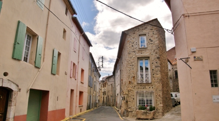 Le Village - Latour-de-France