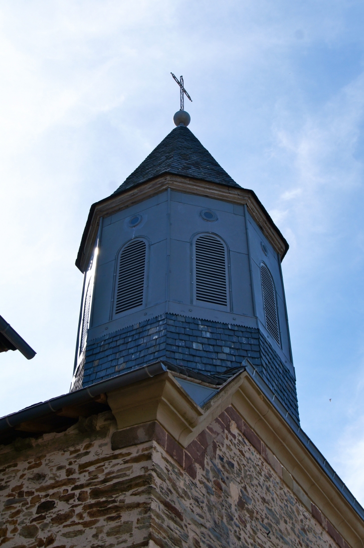 Le clocher de la chapelle Saint-Roch au hameau de Gauch. - Allassac