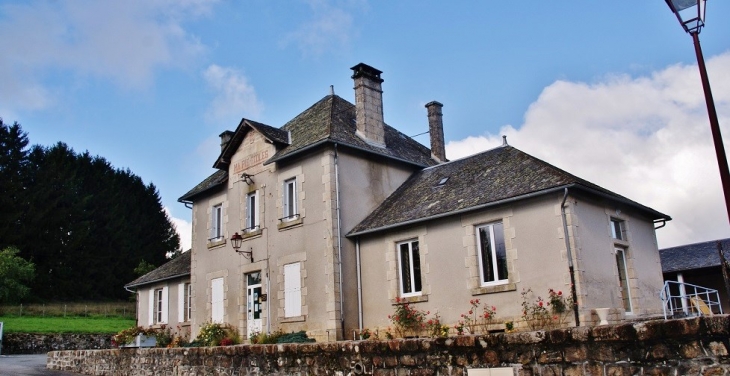 Mairie-école - Champagnac-la-Noaille
