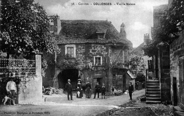 Vieille maison, vers 1910 (carte postale ancienne). - Collonges-la-Rouge