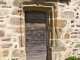 Petite porte de la façade latérale sud. Eglise Saint-Julien-de-Brioude.