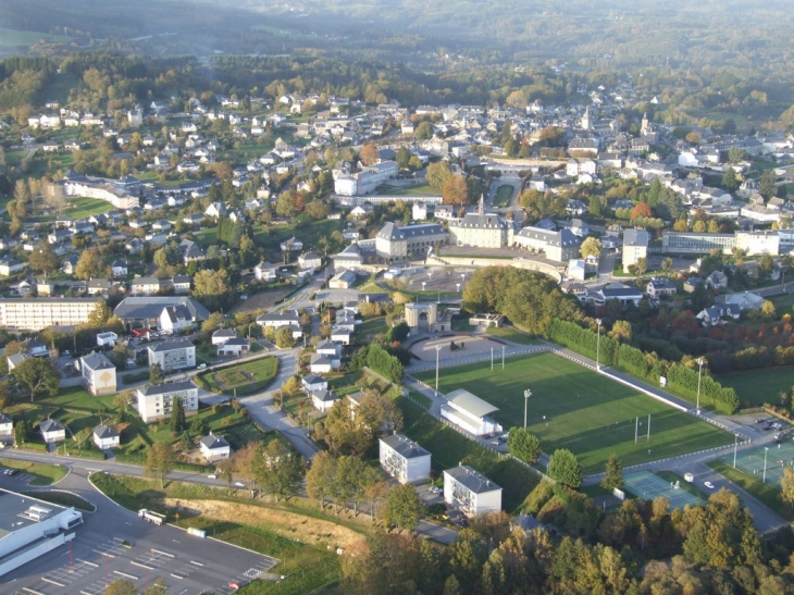 Vue aérienne de la ville d'Egletons - Égletons