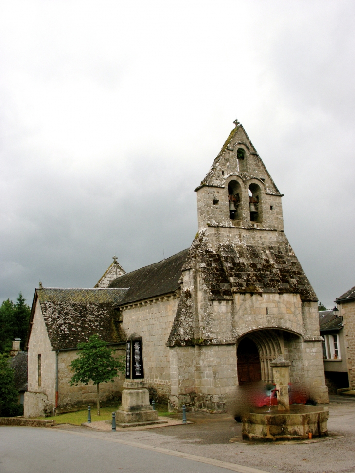L'église Saint-Pierre du XIII° siècle - Eyrein
