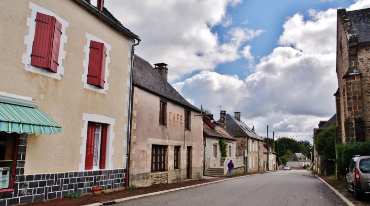 Le Village - Lapleau