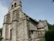 Photo suivante de Lestards Eglise Saint Antoine Saint Martial : la-facade-ouest-d-entree-est-le-clocher-mur-pignon-flanque-de-quatre-contreforts-sur-les-angles